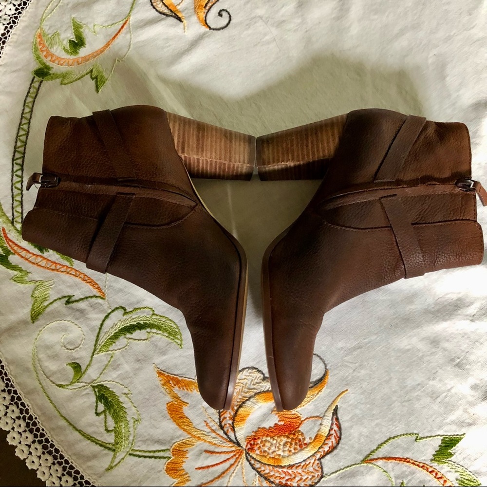 Cole Haan Calista Leather Ankle Boots. Harness Strap.Chocolate Brown. Size 10 - Picture 7 of 12